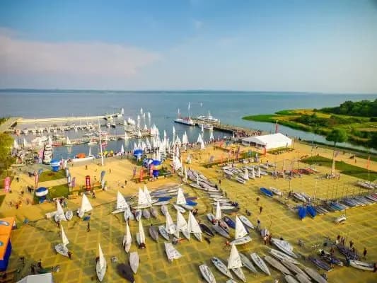 Co robić w Krynicy Morskiej? Odkryj najlepsze atrakcje i aktywności